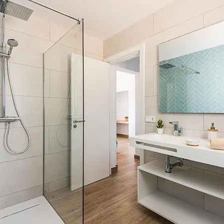 Evita * Santo Tomás