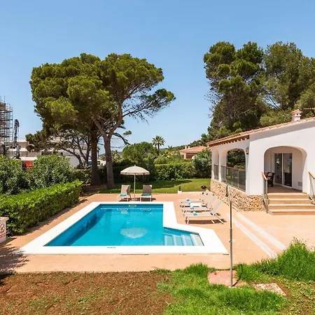 Evita * Santo Tomás